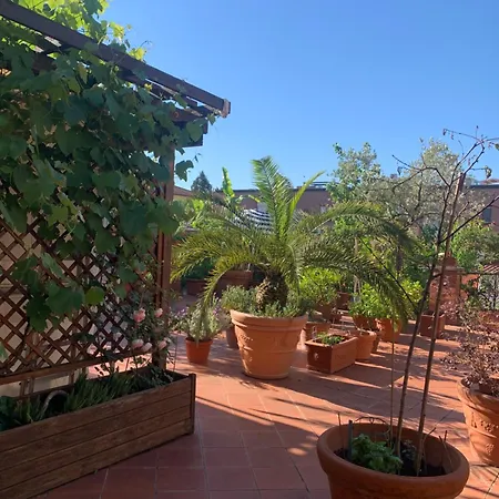 Ferienwohnung La Terrazza Da Ernestina Lucca Exterior foto