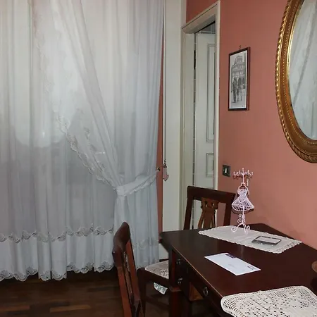 Ferienwohnung La Terrazza Da Ernestina Lucca Exterior foto